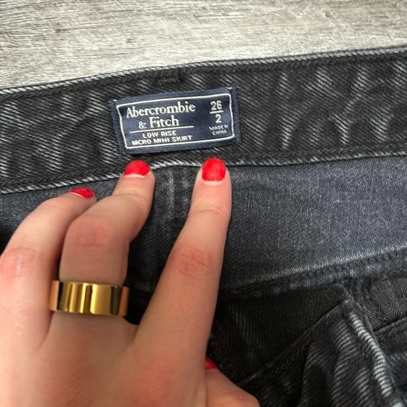 Abercrombie Micro-mini Jean skirt - Picture 2 of 3